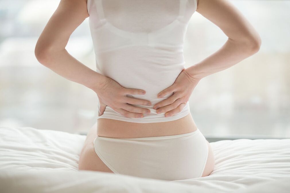 Rückenschmerzen mit Osteochondrose der Wirbelsäule. 